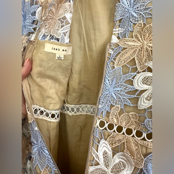 Just me guipure blue,tan, and white laced mini dress w long sleeves size small - Picture 12 of 16